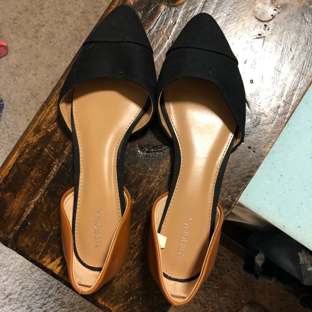 Merona Black and Tan flats 8.5